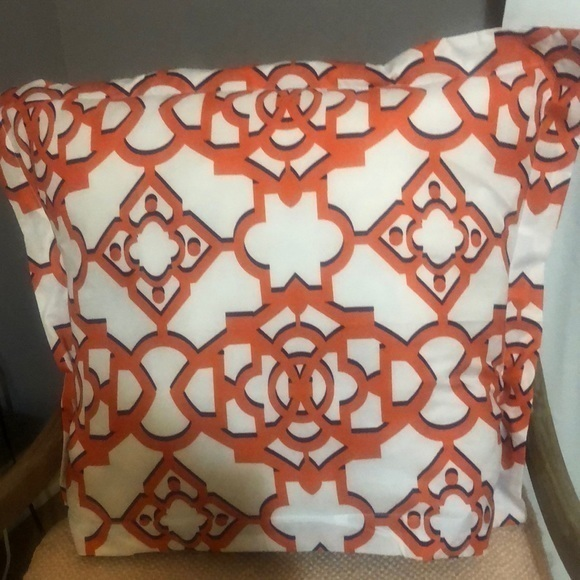 Size 30 x 24 button top closure Pillow shams in orange white and navy - Picture 1 of 7